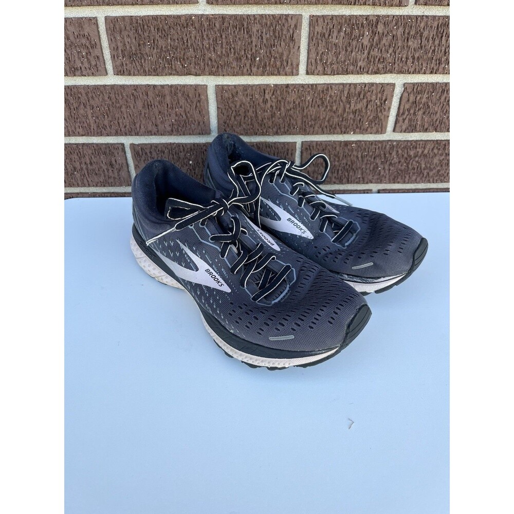Brooks‎ Ghost 13 Dark Gray Pink Running Shoes Women Size 8.5